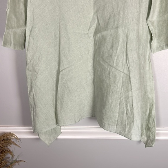 Neeru Kumar XL Green Linen Shark Bite Hem Tunic - Picture 3 of 5